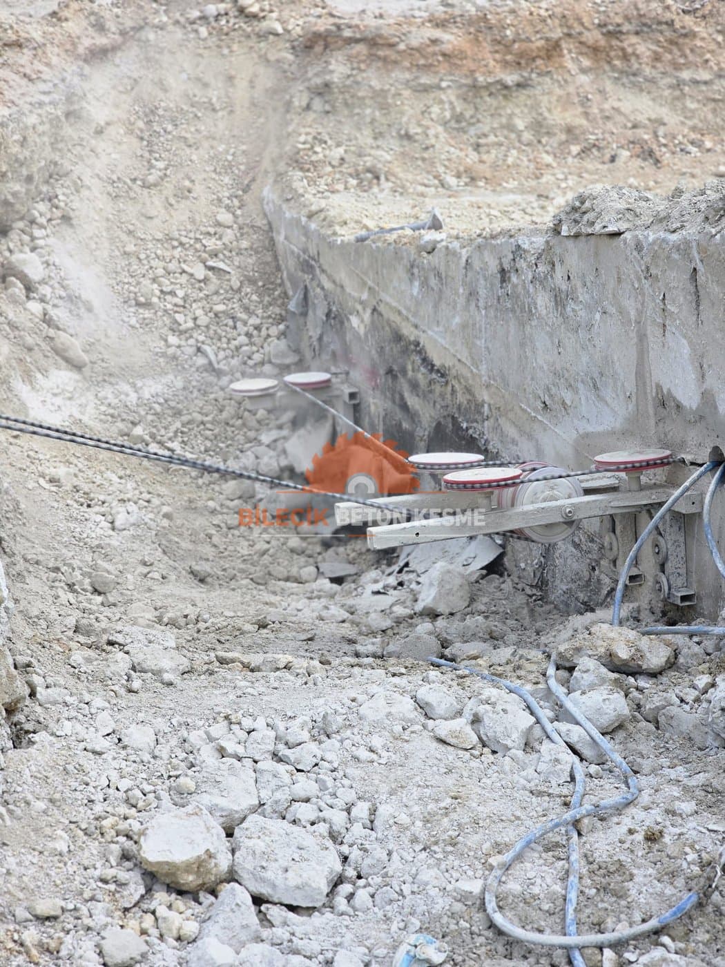 Tel Kesim · Wire Saw